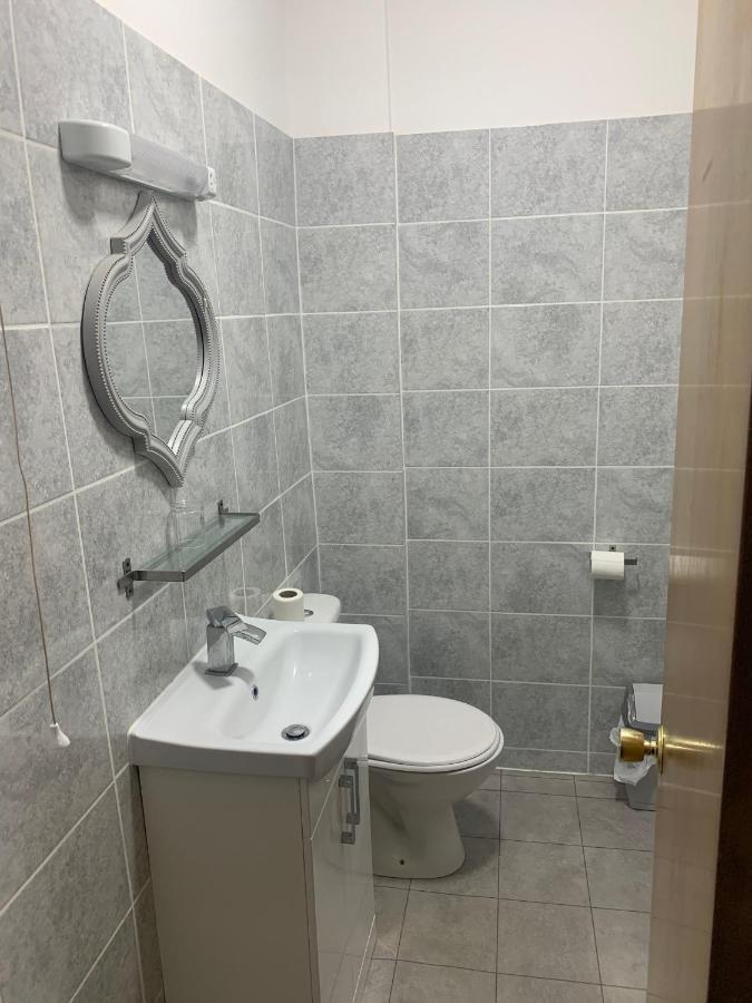 Glastonbury Hotel イーストボーン エクステリア 写真