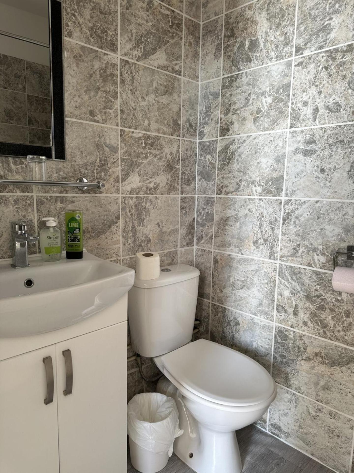 Glastonbury Hotel イーストボーン エクステリア 写真