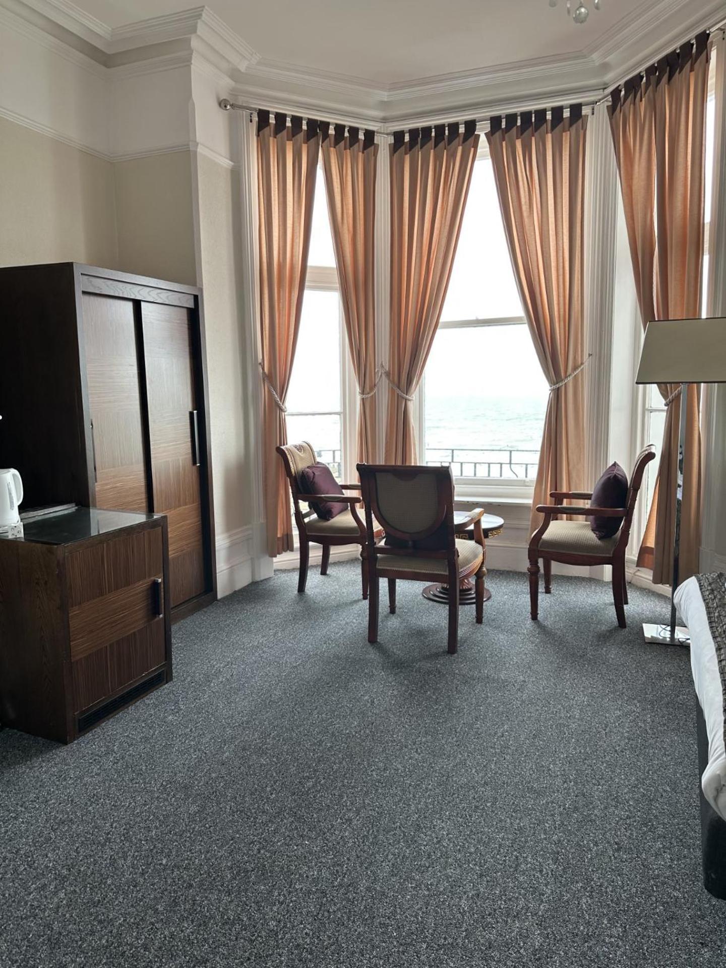Glastonbury Hotel イーストボーン エクステリア 写真